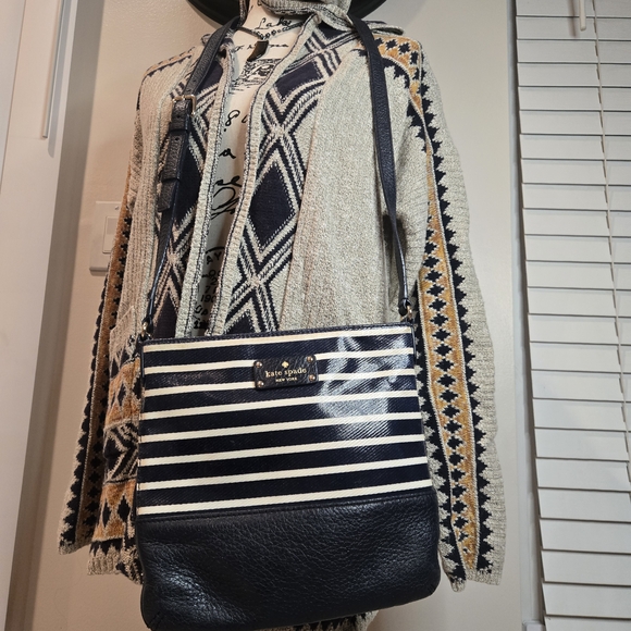 Kate Spade Black and Cream Striped Crossbody Leather Women's Bag - Picture 11 of 11